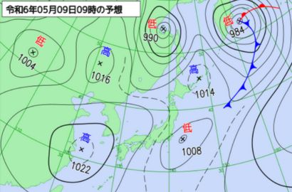 2日朝9時の気象庁予想天気図