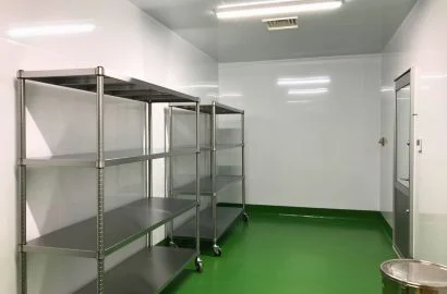 試験室B
